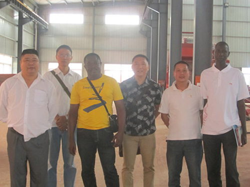 非洲-加納客戶與我廠領導